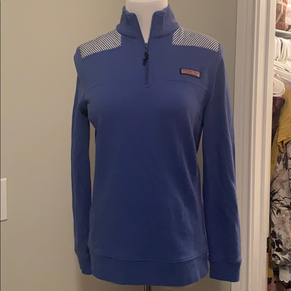 Vineyard vines barely worn half zip sweatshirt!